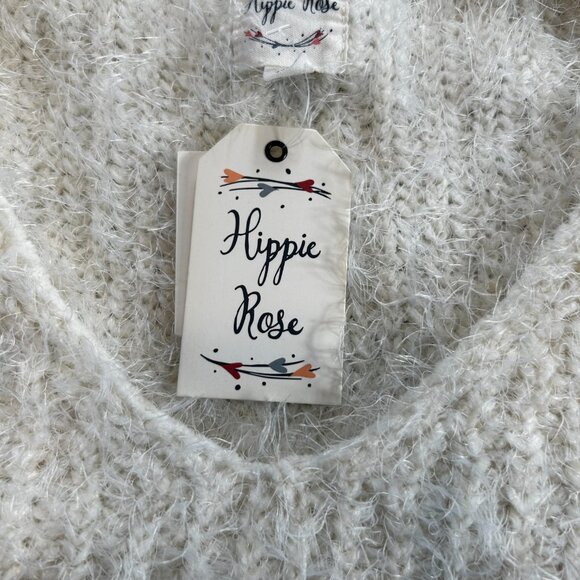 Hippie Rose Fuzzy Sweater Women’s Medium Winter White Combo NWT - Picture 3 of 4